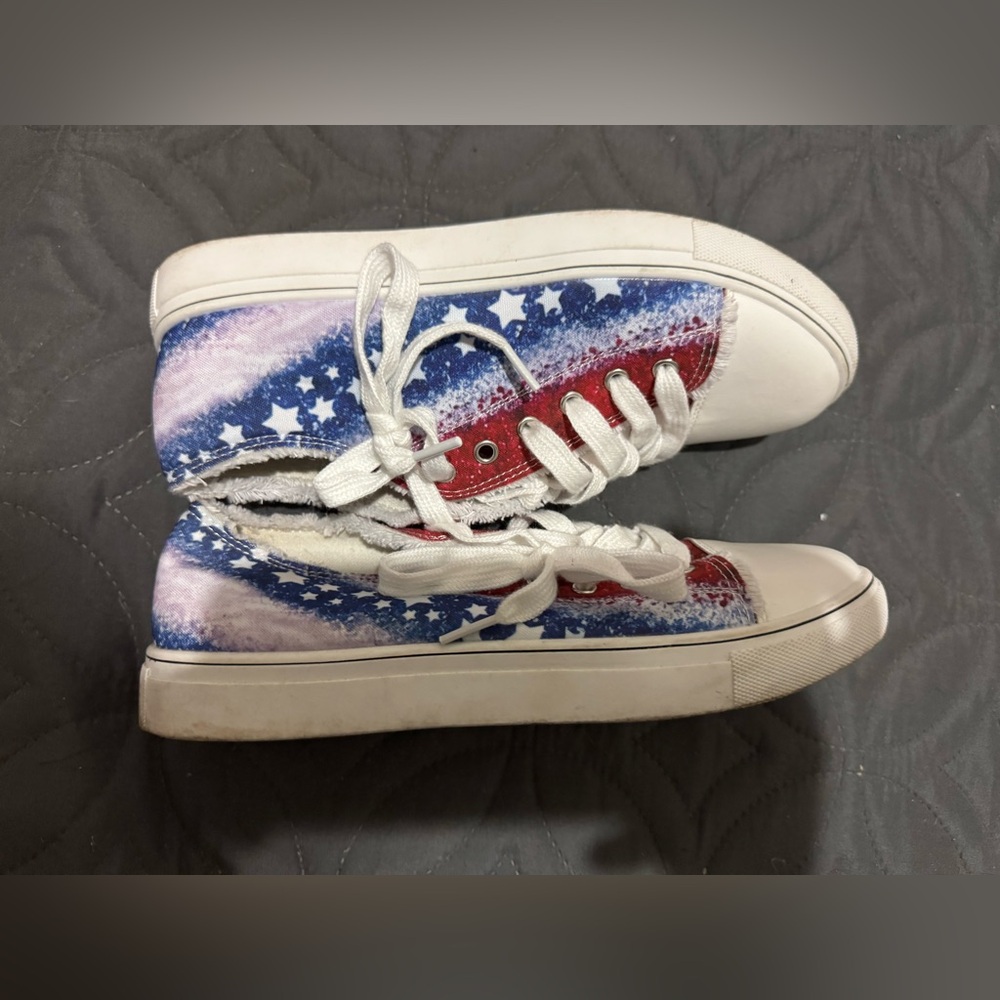 Women’s Patriotic sneakers - Picture 4 of 4